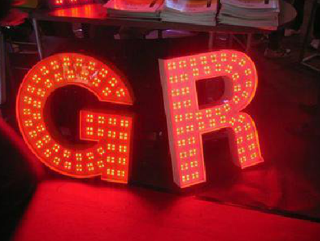  正阳LED发光字有哪些优势？