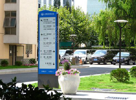  正阳传统的学校标识系统有什么问题？